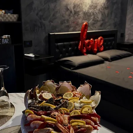 Suite19 Nocleg ze śniadaniem 3*